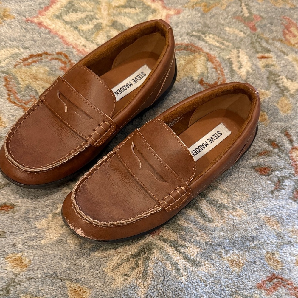 Steve Madden Boys Tan Brown Leather Penny Loafers Size 2